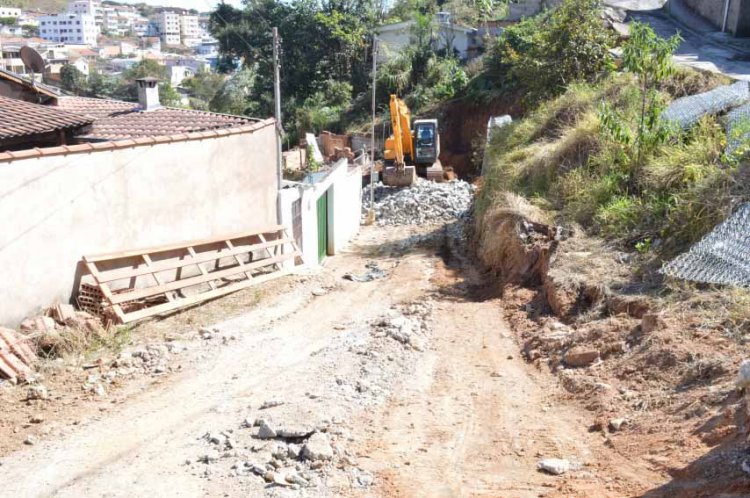 Prefeitura iniciou intervenção na segunda-feira na rua Nova Aragem