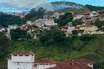 fogo-no-Parque-Vivaldi-Leite-Ribeiro - Jornal da Cidade