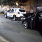 carro-bate-em-viatura-policial (1)