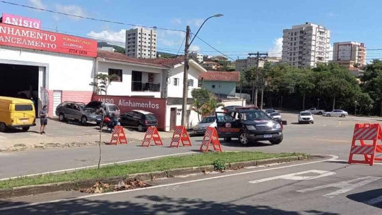 avenida-monsenhor-alderigi-está-interditado (1)