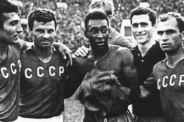 O-dia-em-que-Pelé-jogou-contra-a-URSS (1)