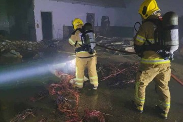 princípio-de-incêndio-em-galpão-na-avenida-joão-pinheiro