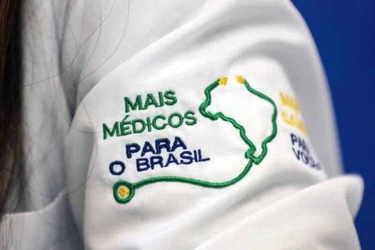 Mais-Médicos